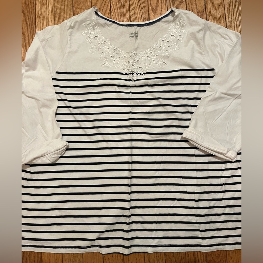 Basic Editions Woman 3X Navy White Striped Embroidered Top